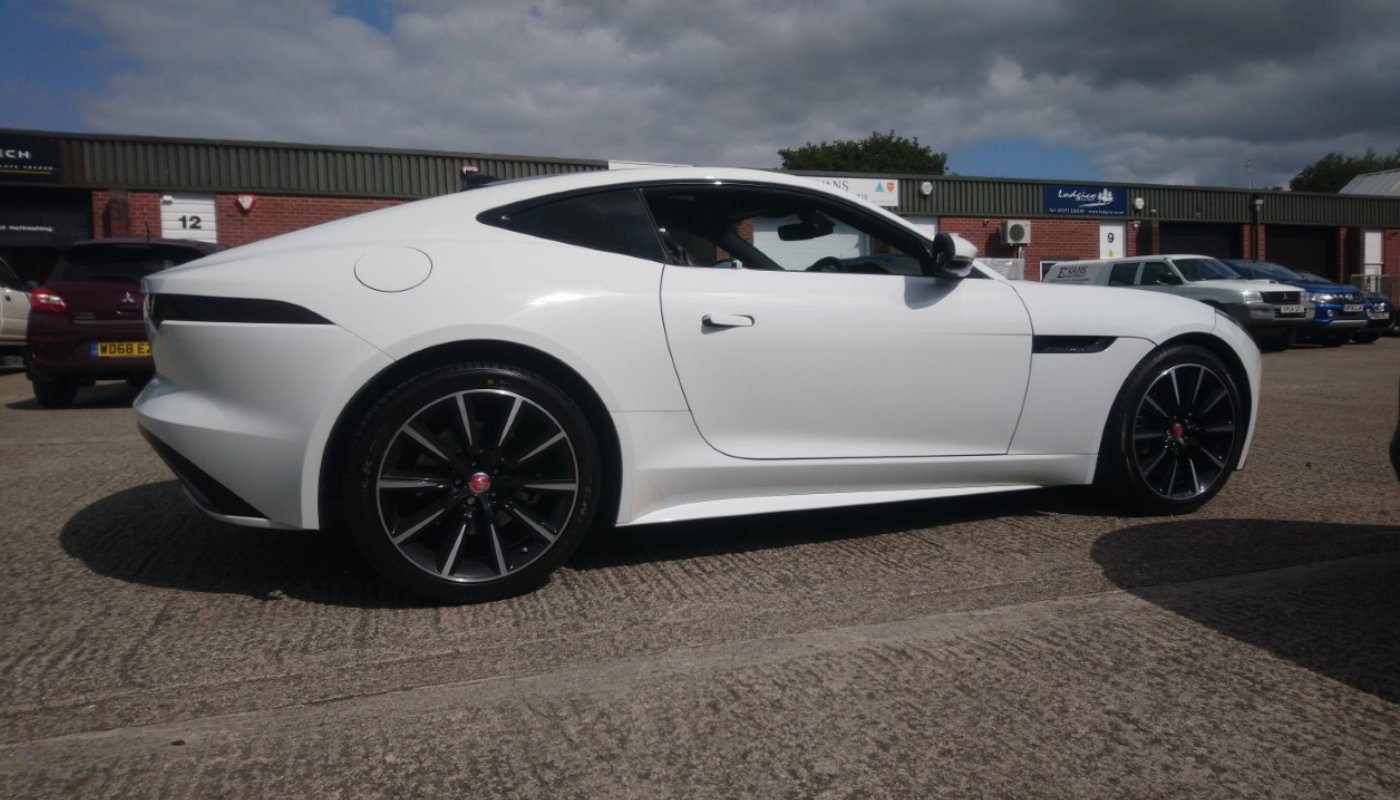 jaguar-car-rightside